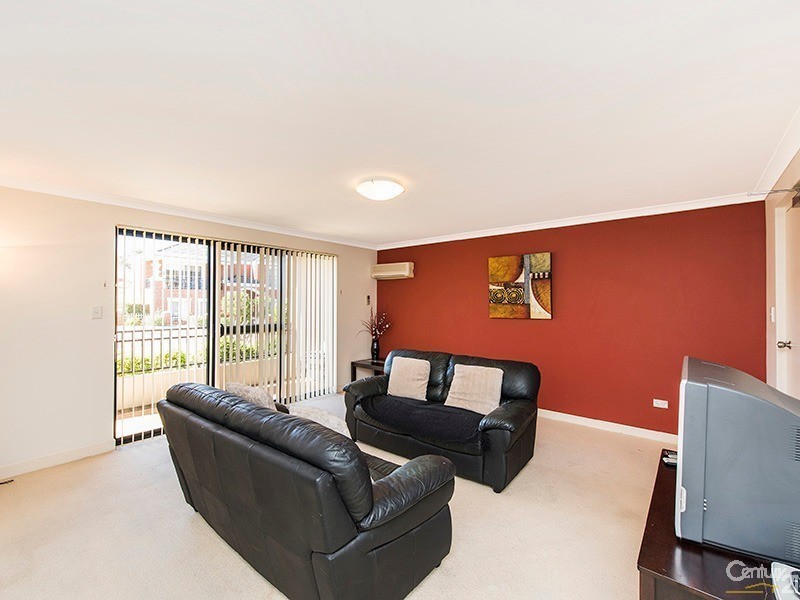 1-2 Wattlebird Loop, Joondalup WA 6027
