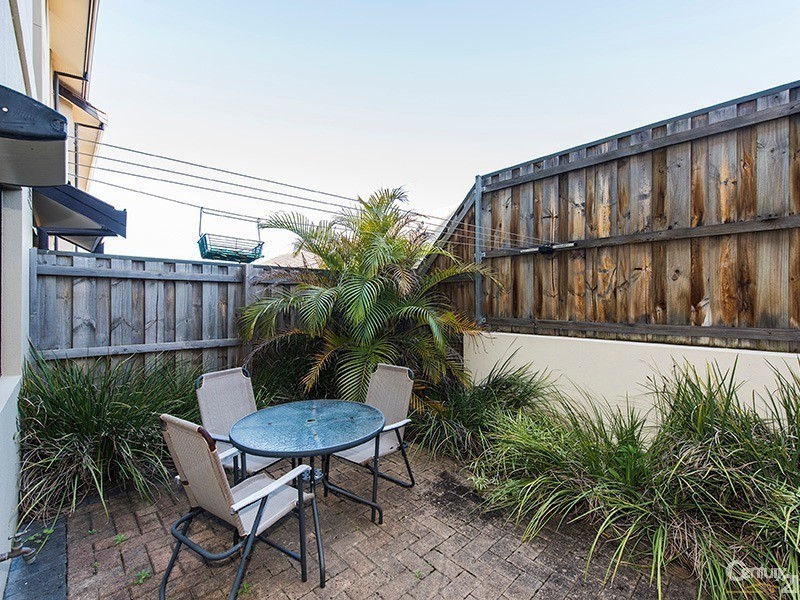 1-2 Wattlebird Loop, Joondalup WA 6027