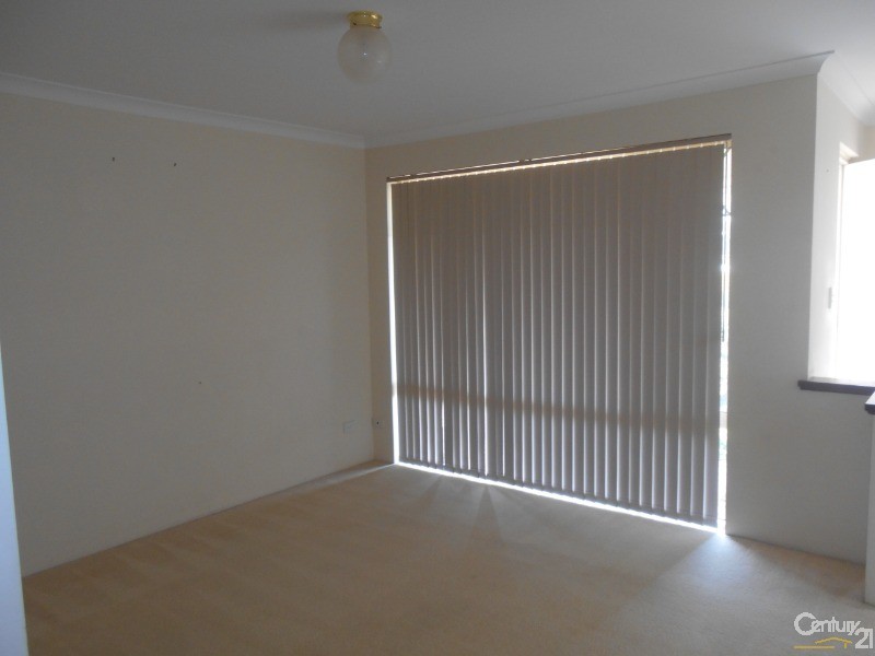 10 Keppoch Court, Kinross WA 6028