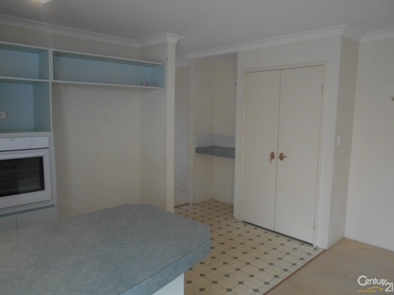 10 Keppoch Court, Kinross WA 6028