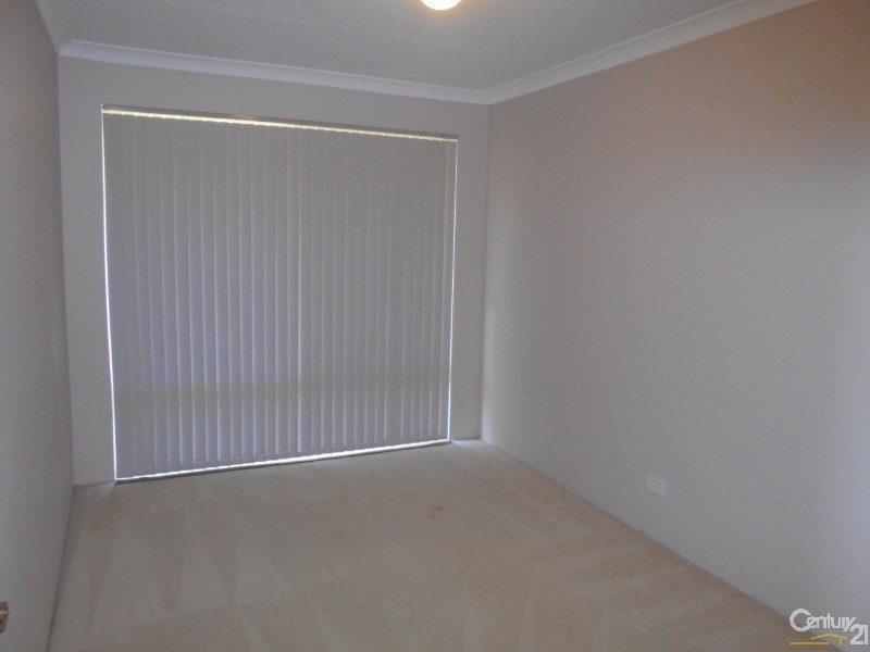 10 Keppoch Court, Kinross WA 6028