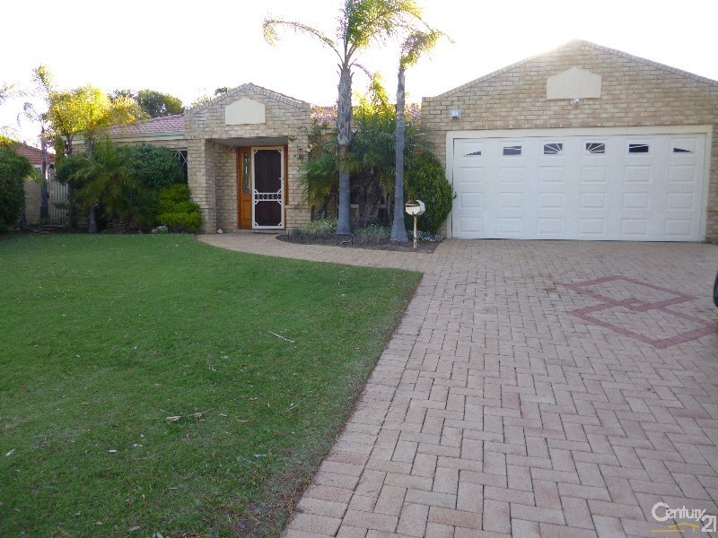 4 Galway Court, Mindarie WA 6030