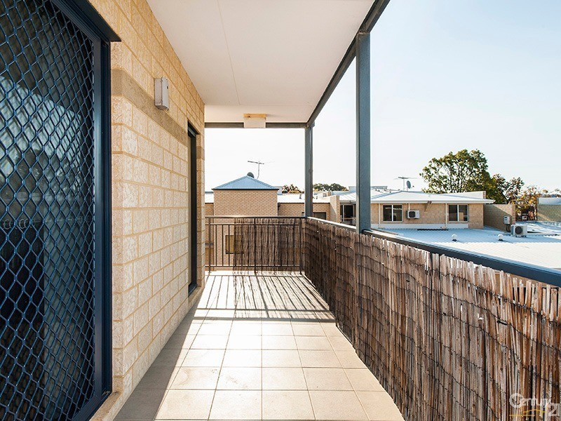 7/81 Grand Blvd, Joondalup WA 6027