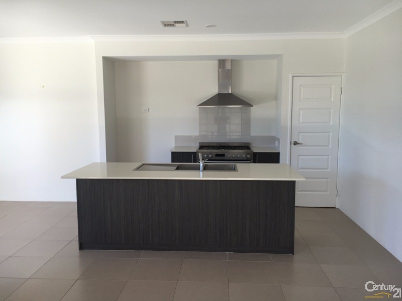 7 Aldine Ridge, Aveley WA 6069