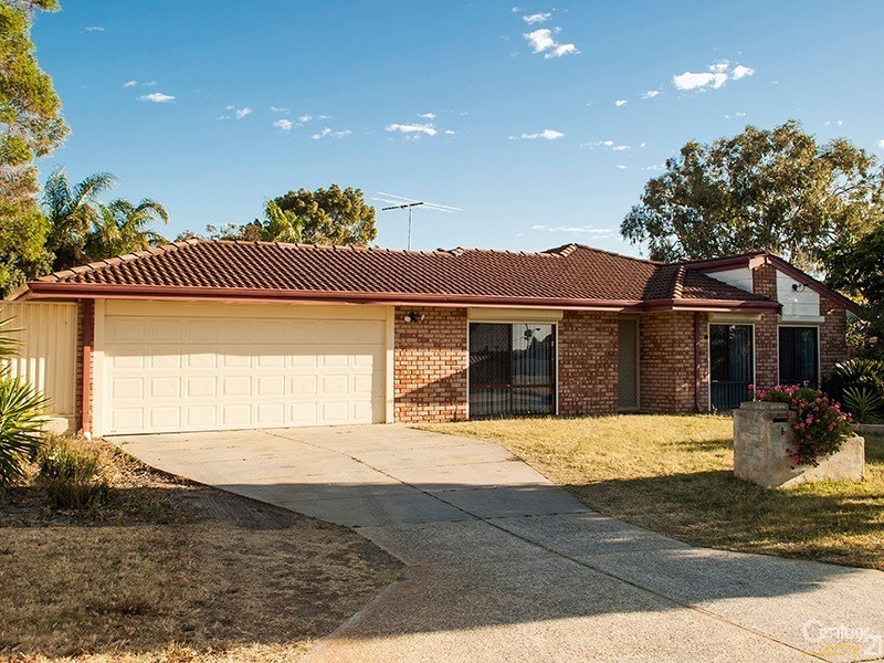 5 Dimitrios Ct, Hocking WA 6065