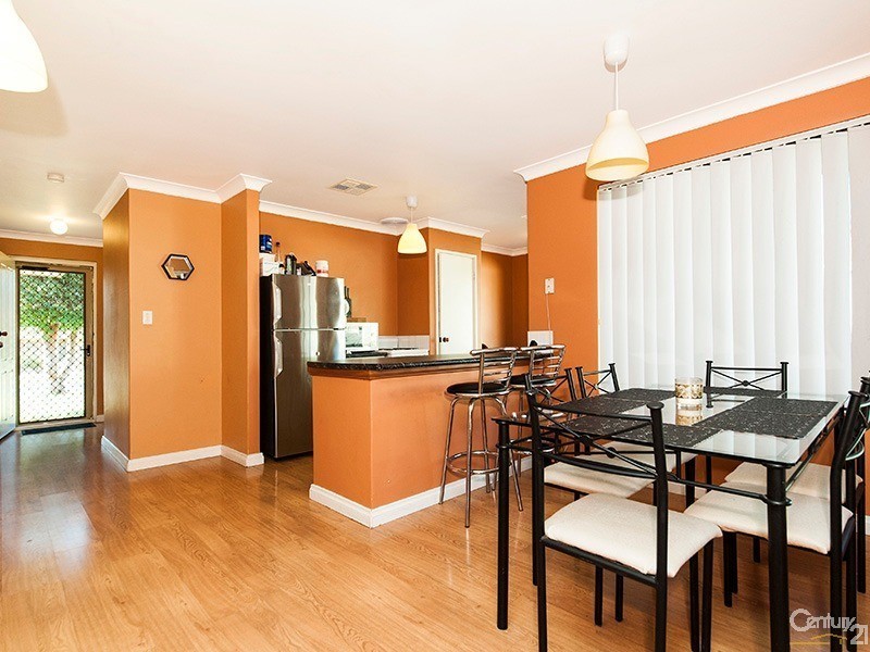 5 Dimitrios Ct, Hocking WA 6065