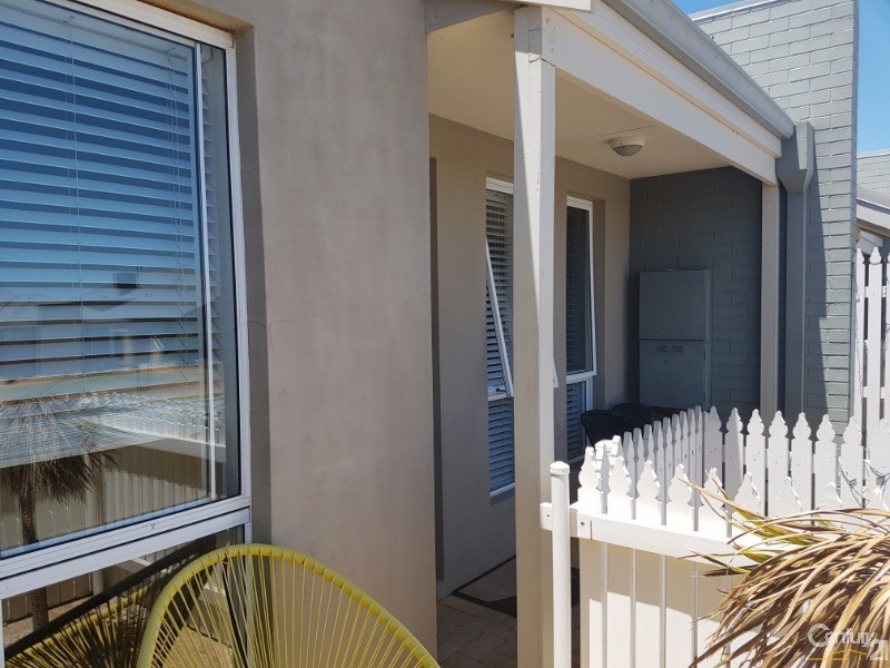 91A  Shepperton Drive, Butler WA 6036