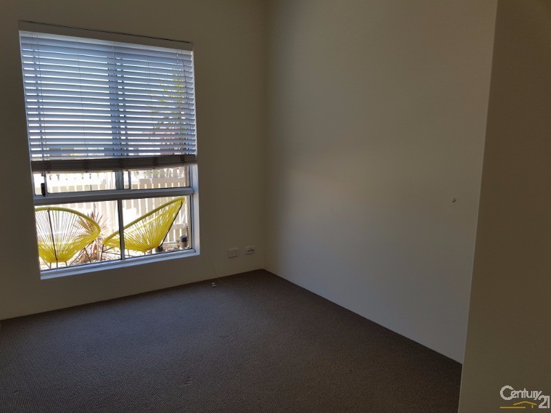 91A  Shepperton Drive, Butler WA 6036