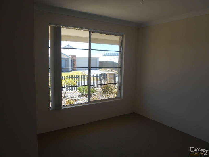 21 Chesham Rise, Alkimos WA 6038