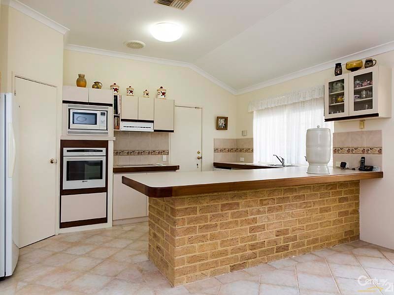 20 Hibbertia Place, Ellenbrook WA 6069