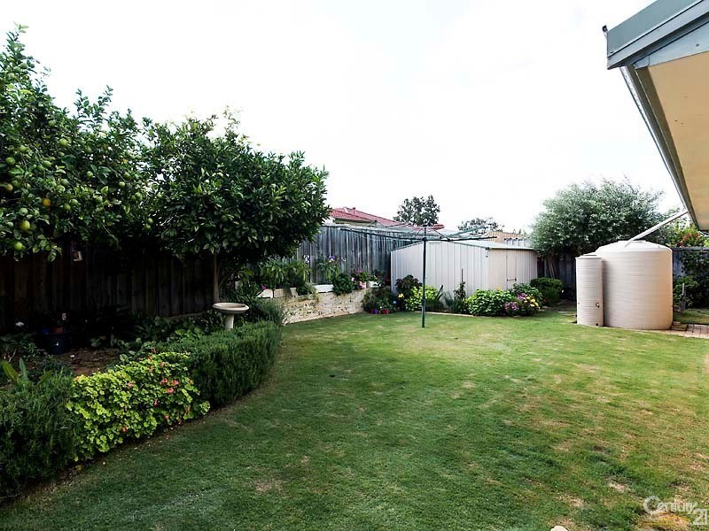 20 Hibbertia Place, Ellenbrook WA 6069