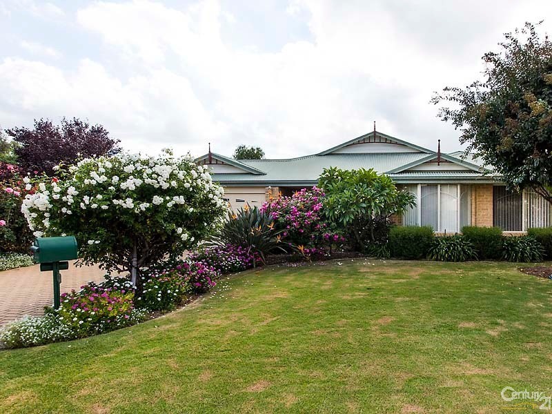 20 Hibbertia Place, Ellenbrook WA 6069