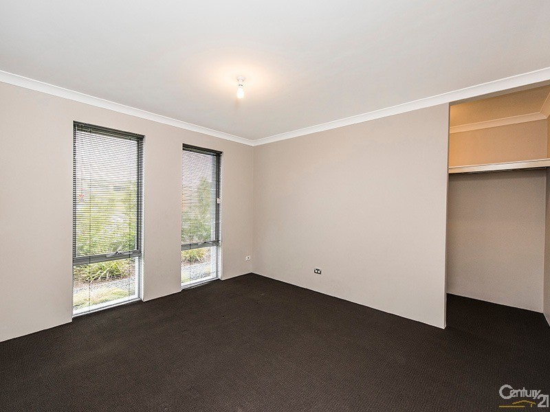 12 O’Halloran Street, Ellenbrook WA 6069