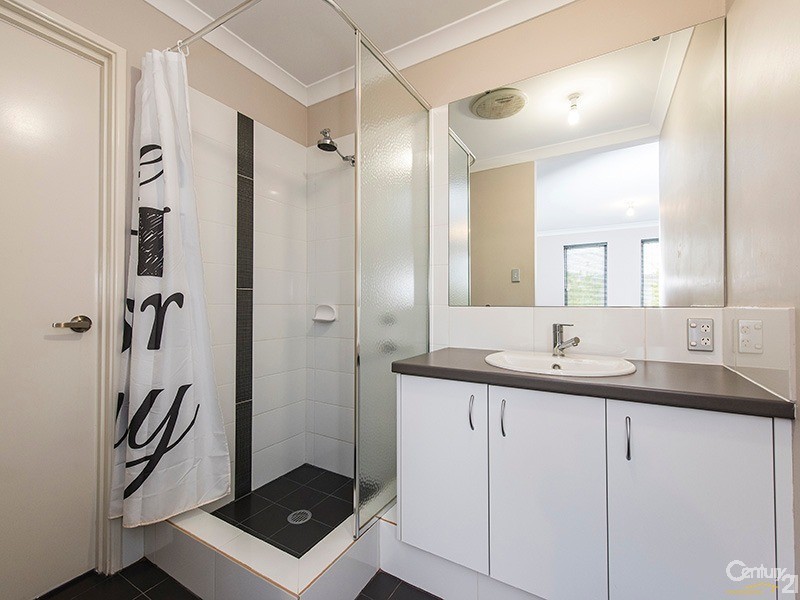 12 O’Halloran Street, Ellenbrook WA 6069