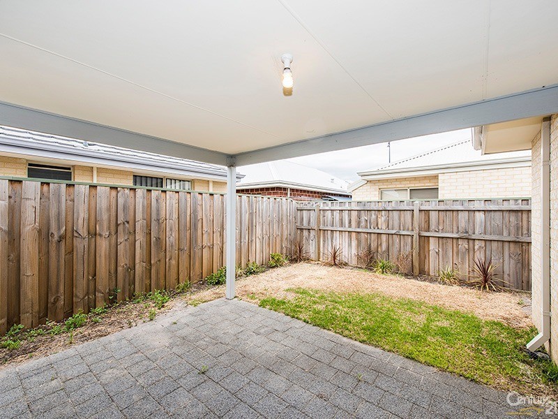 12 O’Halloran Street, Ellenbrook WA 6069