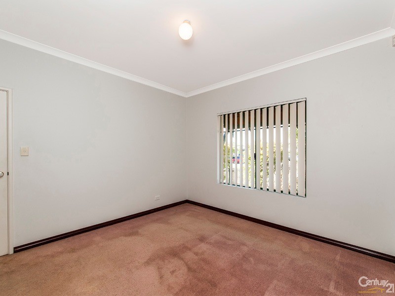 21 Sunray Circle, Ellenbrook WA 6069