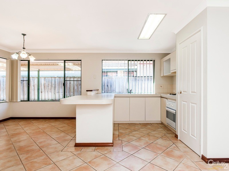 21 Sunray Circle, Ellenbrook WA 6069