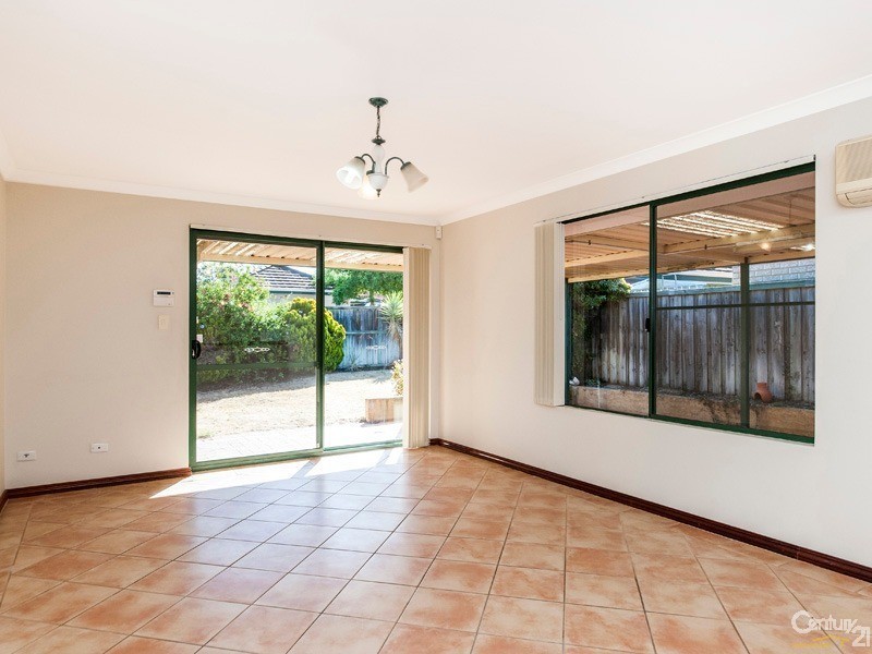 21 Sunray Circle, Ellenbrook WA 6069