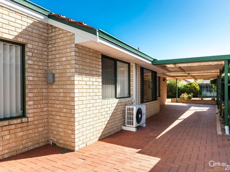 21 Sunray Circle, Ellenbrook WA 6069