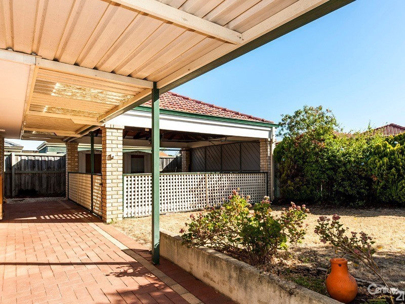 21 Sunray Circle, Ellenbrook WA 6069