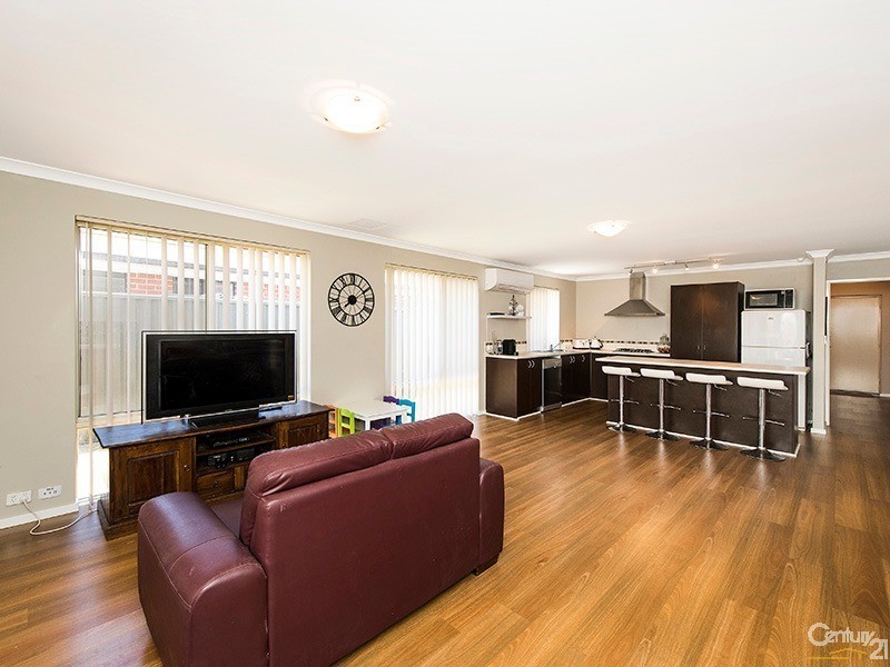 7 Tullawood Drive, Aveley WA 6069