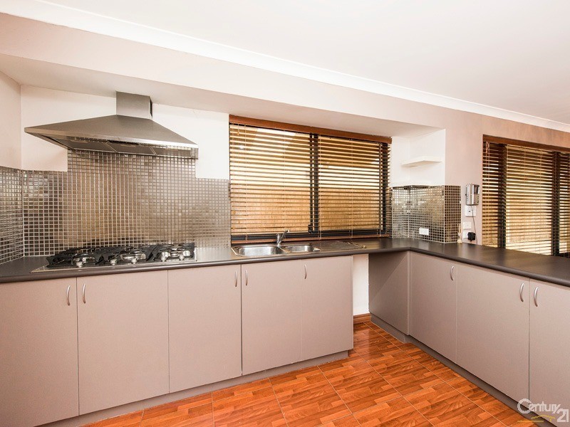 16 Oakhill Heights, Ellenbrook WA 6069