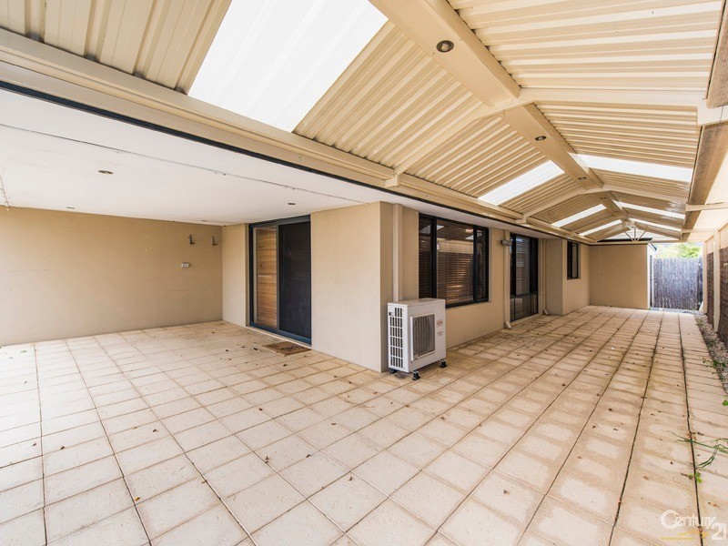 16 Oakhill Heights, Ellenbrook WA 6069