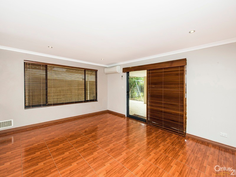 16 Oakhill Heights, Ellenbrook WA 6069