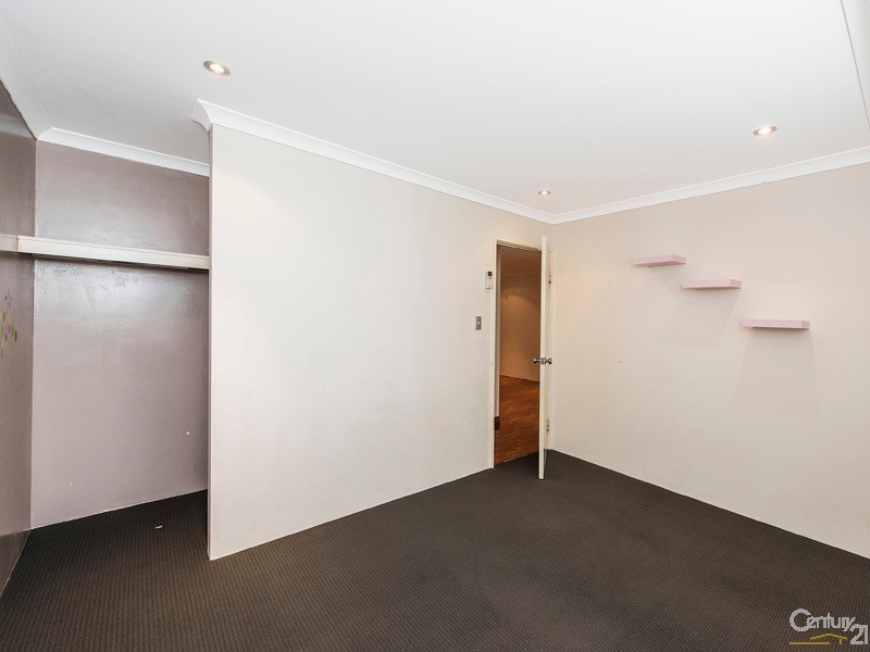 16 Oakhill Heights, Ellenbrook WA 6069