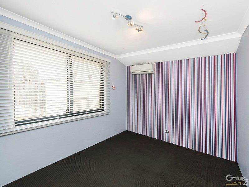 16 Oakhill Heights, Ellenbrook WA 6069