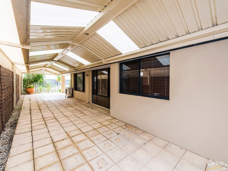 16 Oakhill Heights, Ellenbrook WA 6069