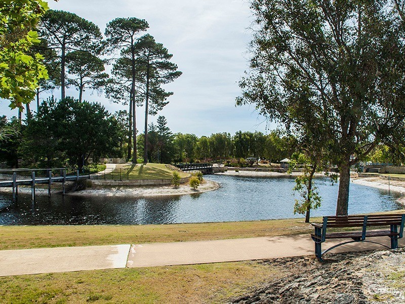 68 Ponte Vecchio Blvd, Ellenbrook WA 6069