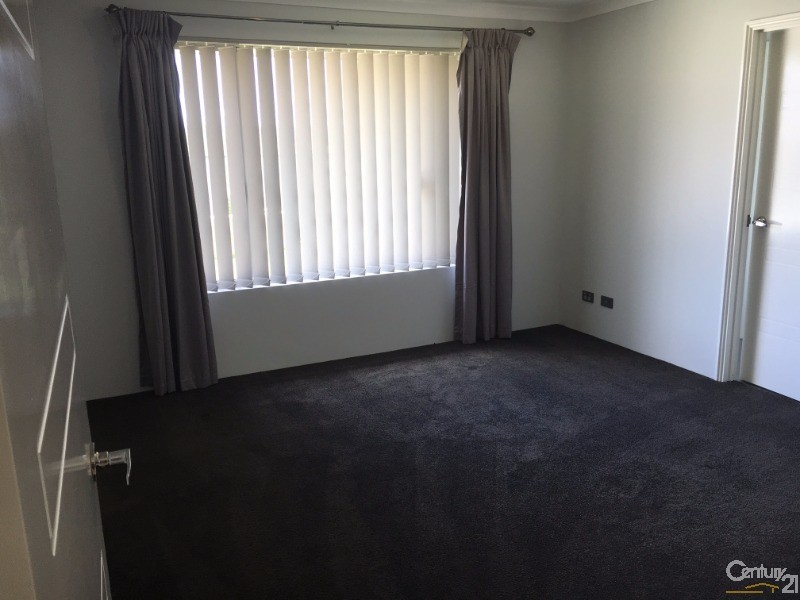6 Halcyon Crescent, Aveley WA 6069