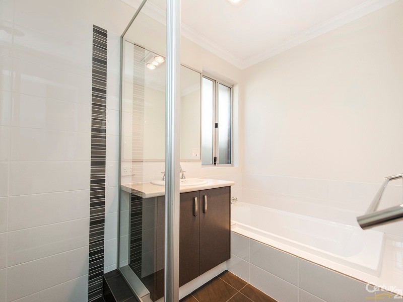 225 Dalmilling Drive, Ellenbrook WA 6069