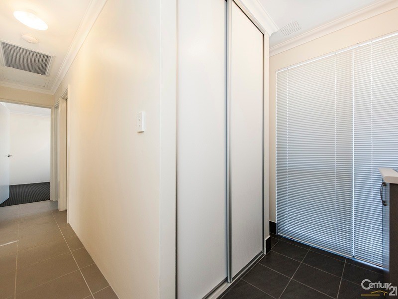 225 Dalmilling Drive, Ellenbrook WA 6069