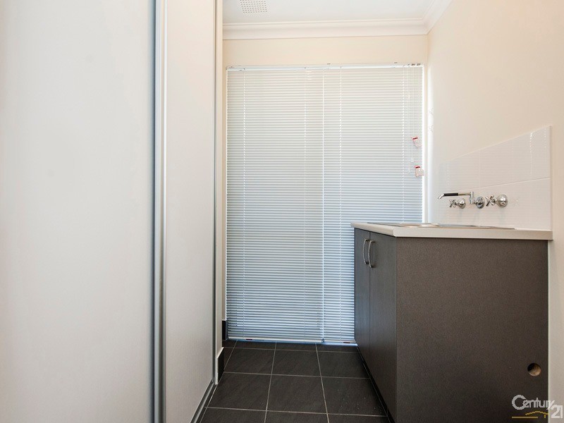 225 Dalmilling Drive, Ellenbrook WA 6069