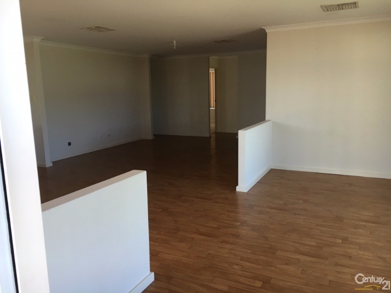 55 Rainsby Crescent, Ellenbrook WA 6069