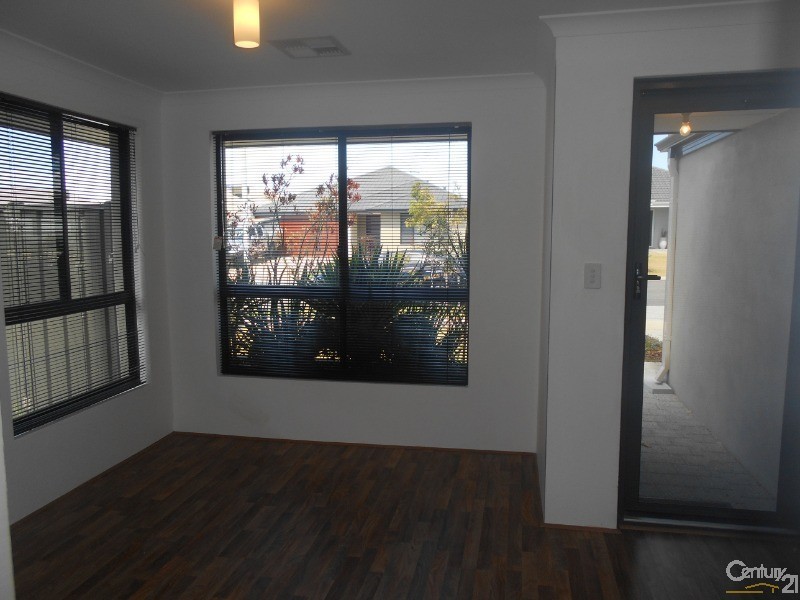 7  Fishbone Turn, Banksia Grove WA 6031