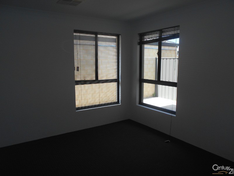 7  Fishbone Turn, Banksia Grove WA 6031