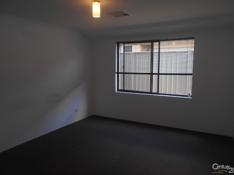 7  Fishbone Turn, Banksia Grove WA 6031