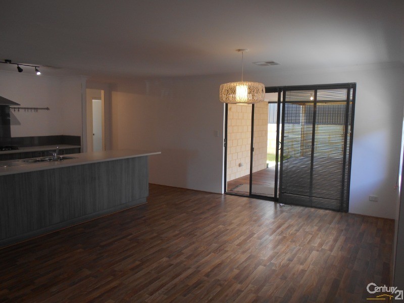 7  Fishbone Turn, Banksia Grove WA 6031