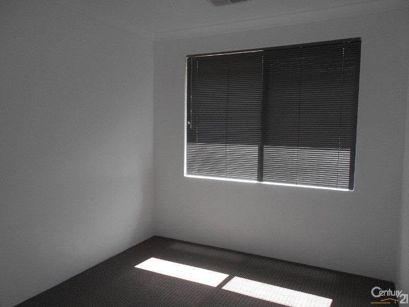 7  Fishbone Turn, Banksia Grove WA 6031