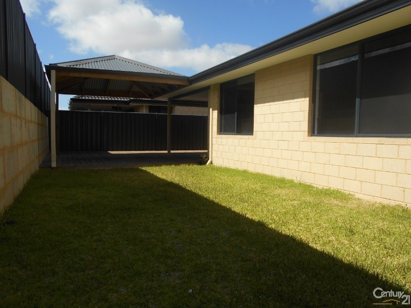 7  Fishbone Turn, Banksia Grove WA 6031