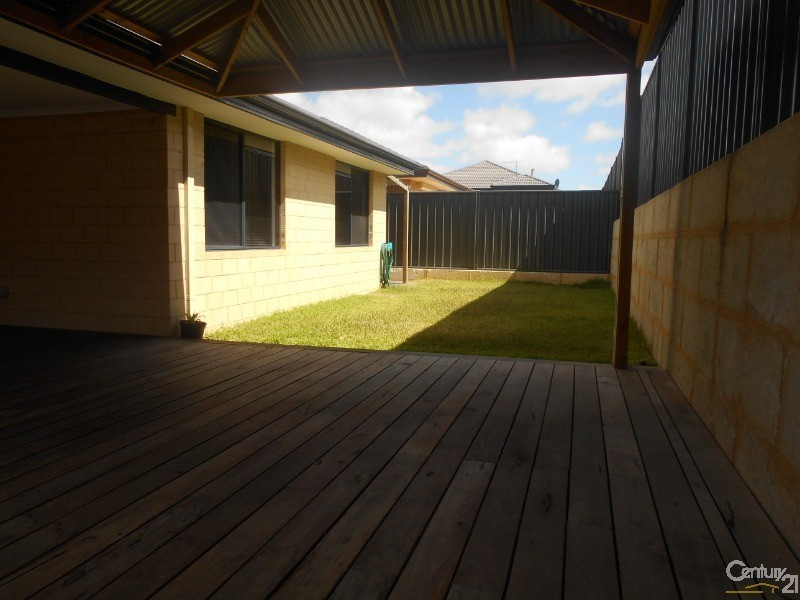 7  Fishbone Turn, Banksia Grove WA 6031