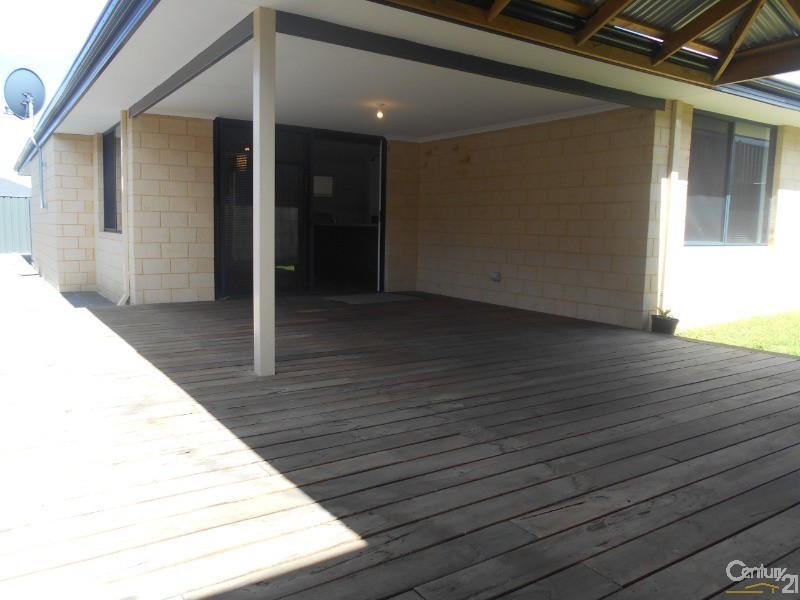 7  Fishbone Turn, Banksia Grove WA 6031