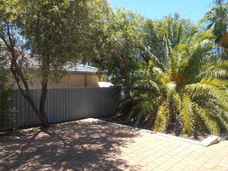 6b Ironwood Avenue, Heathridge WA 6027