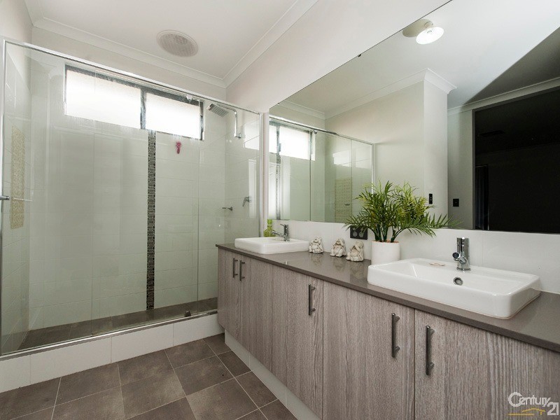 25 Lindberg Boulevard, Ellenbrook WA 6069