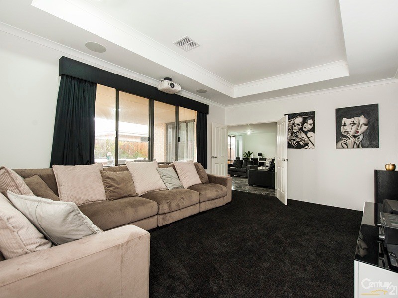 25 Lindberg Boulevard, Ellenbrook WA 6069