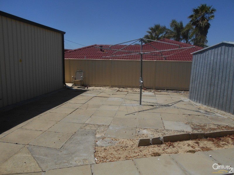 10 Coongan Court, Heathridge WA 6027