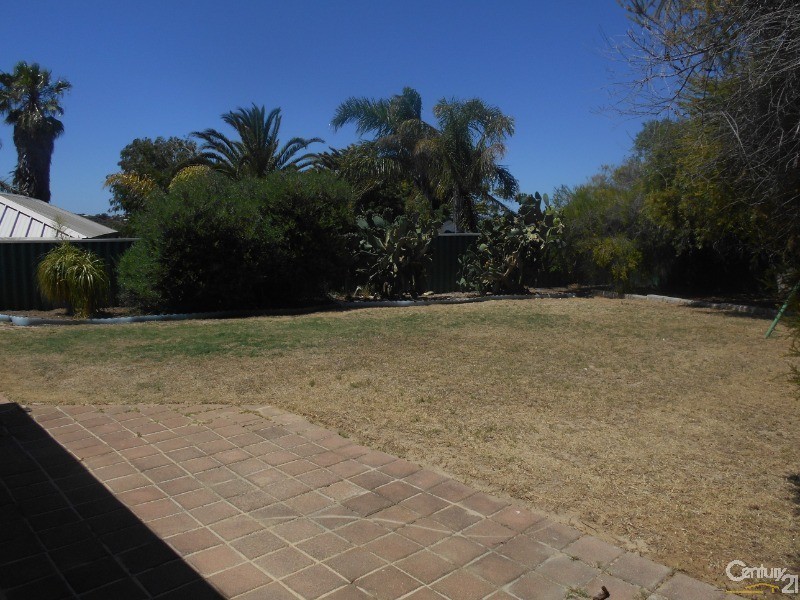 10 Coongan Court, Heathridge WA 6027